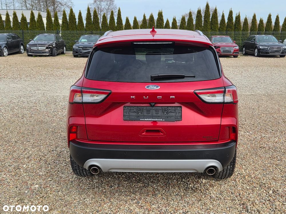 Ford Kuga 1.5 EcoBoost TITANIUM - 6