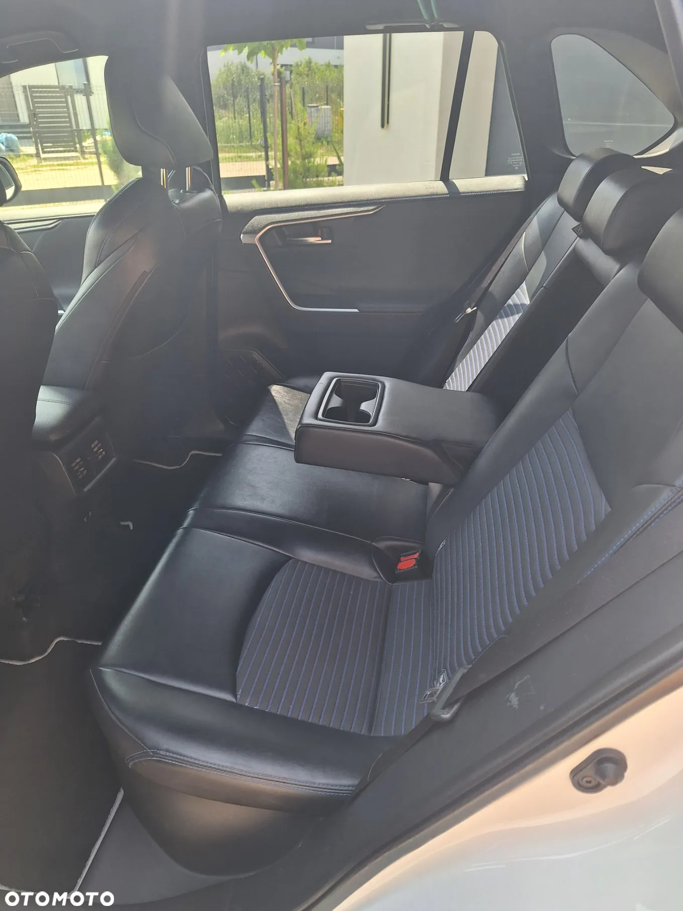 Toyota RAV4 2.5 Hybrid Selection 4x4 - 18