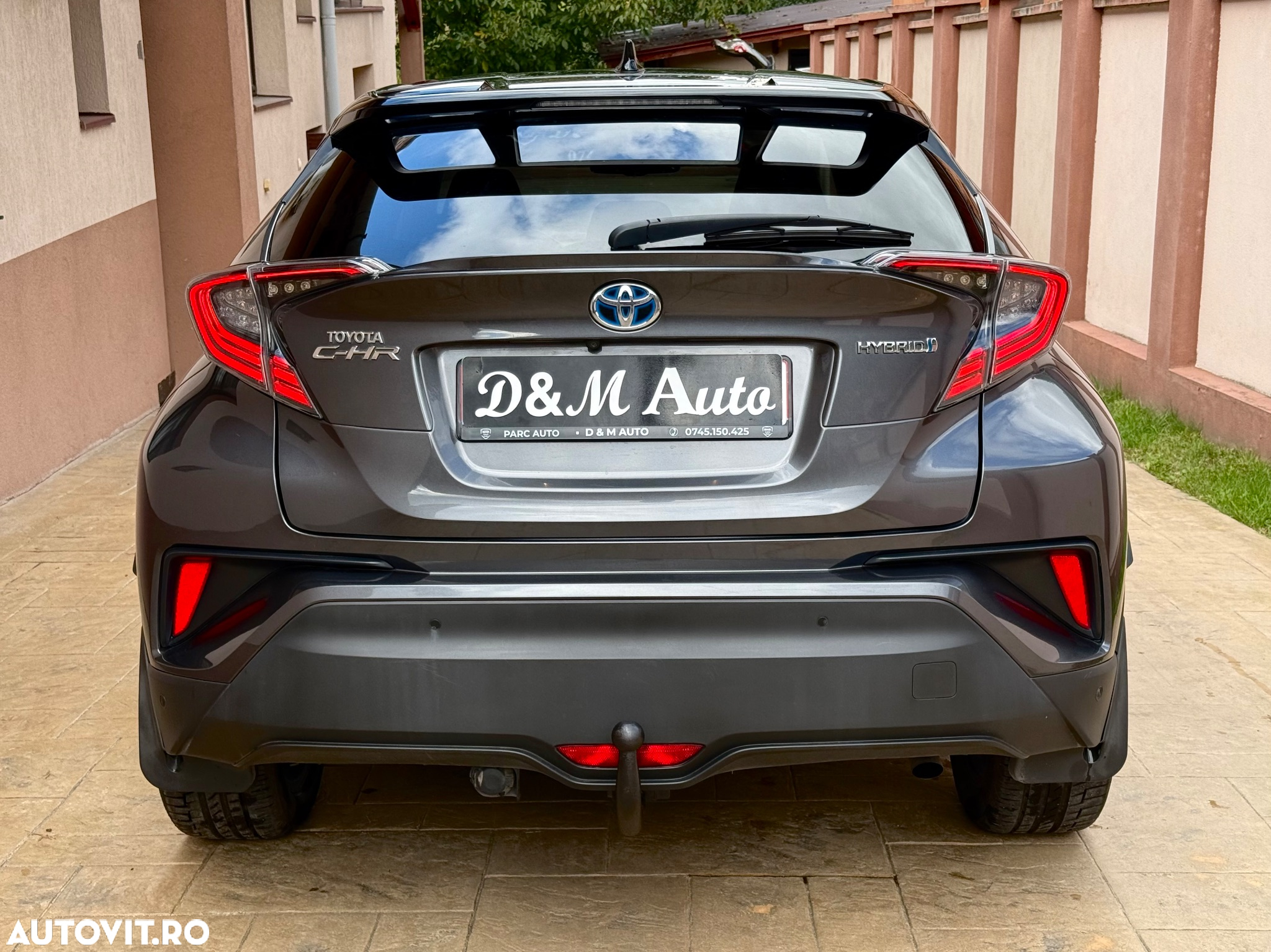 Toyota C-HR - 11