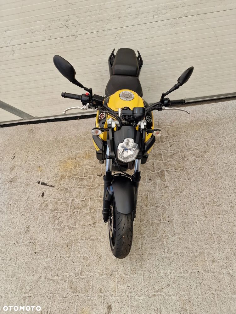 Yamaha MT - 18