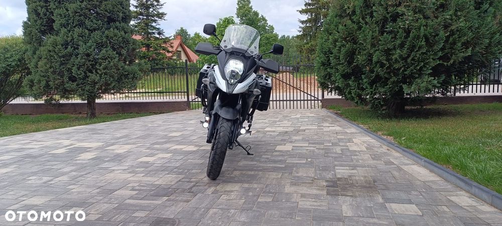 Suzuki V-STROM - 35