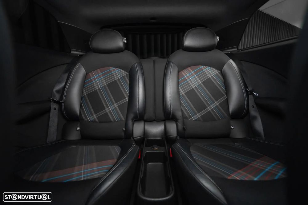 MINI Paceman Cooper D - 35
