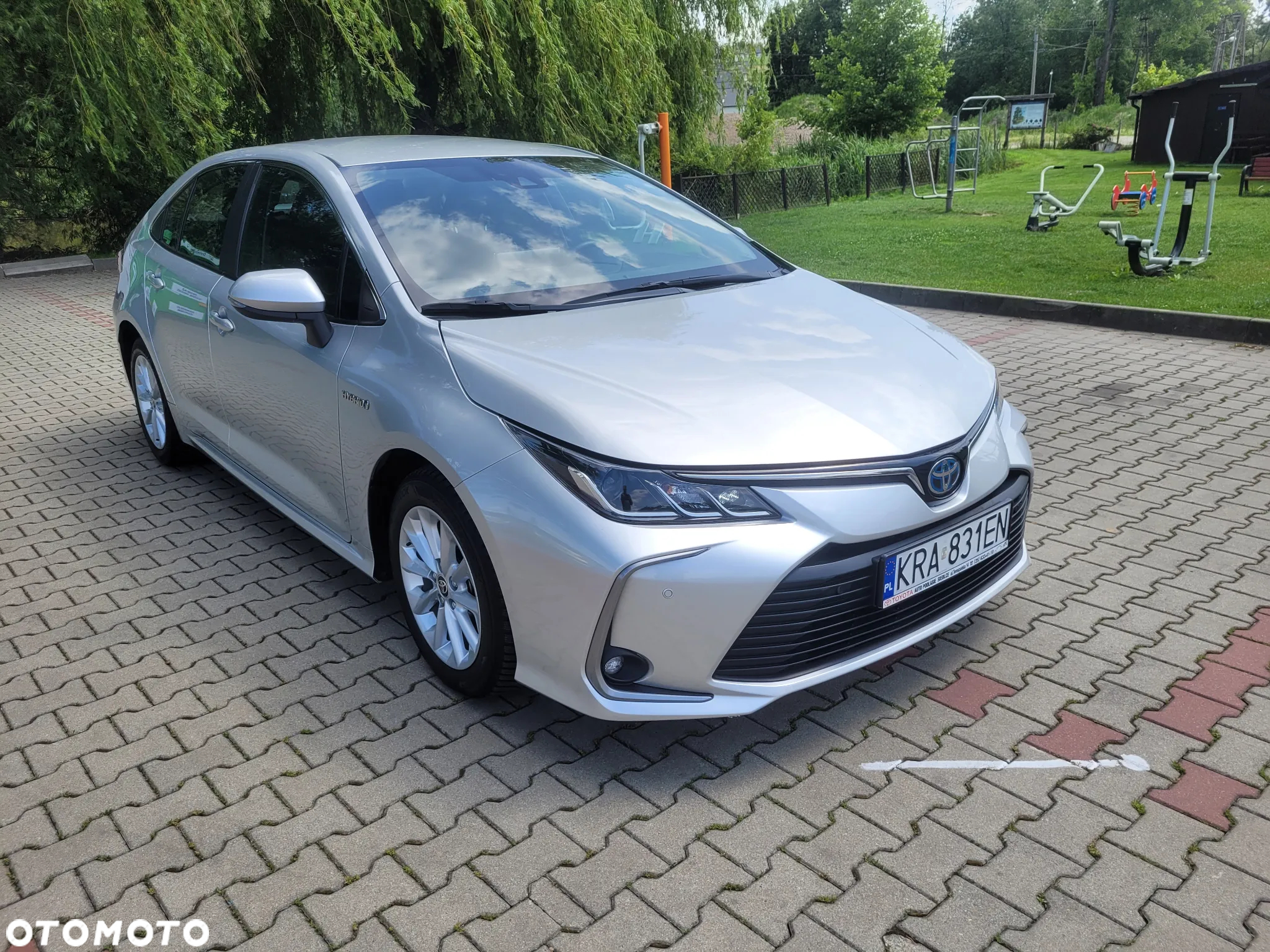 Toyota Corolla 1.8 Hybrid Comfort - 19