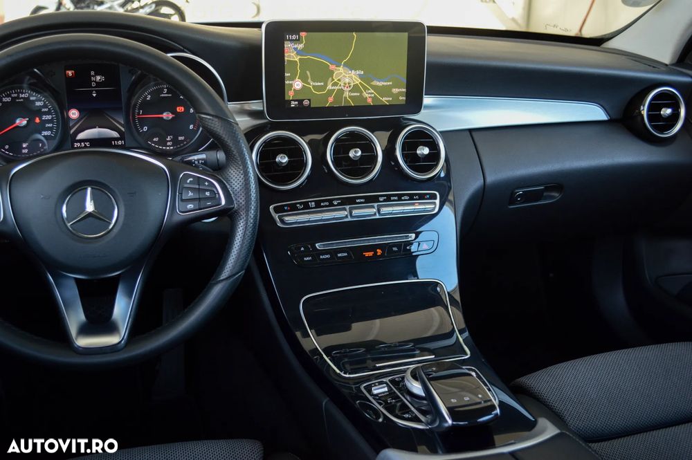 Mercedes-Benz C 220 (BlueTEC) d 7G-TRONIC Exclusive - 38