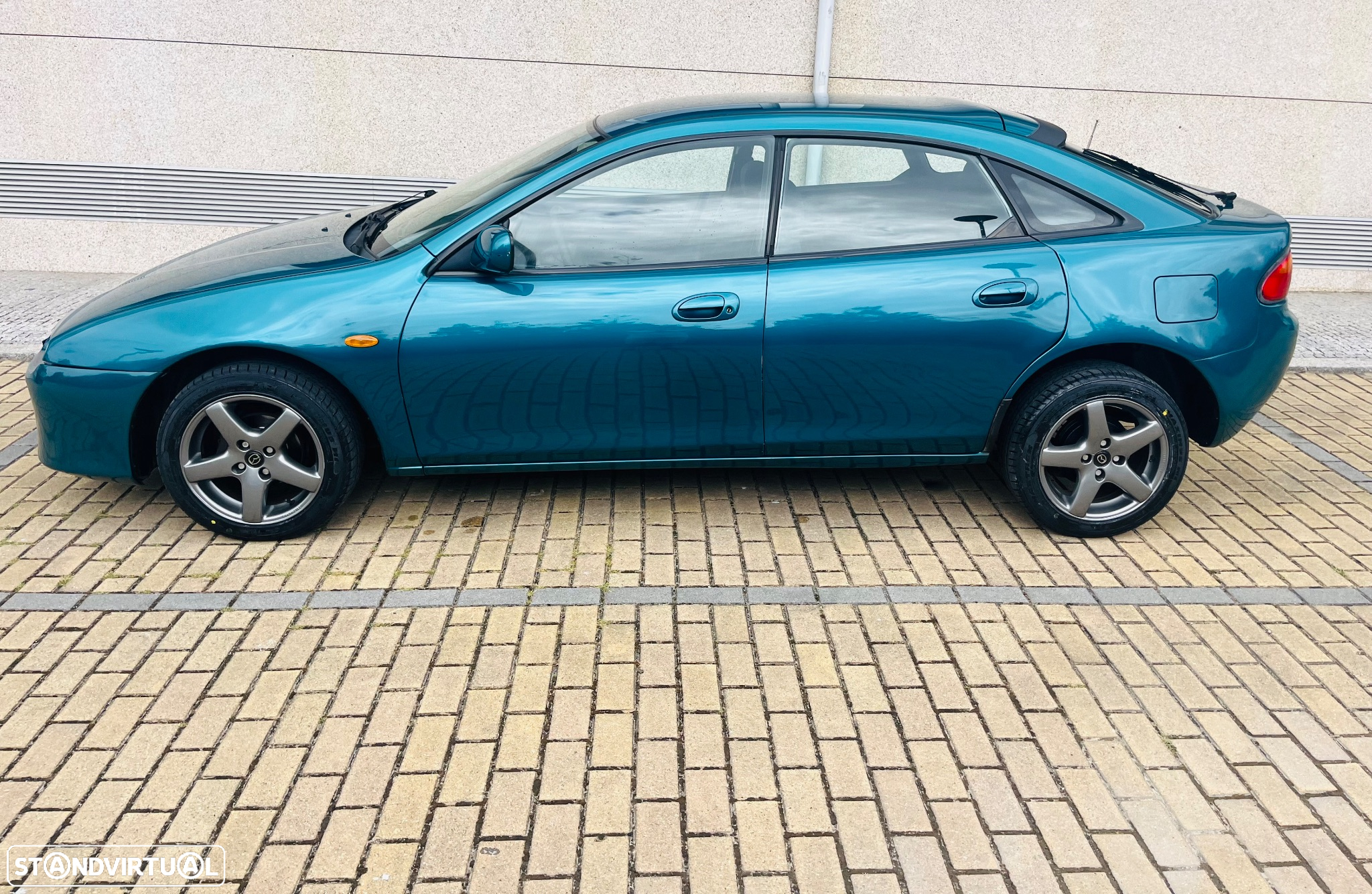 Mazda 323 F 1.5 - 17