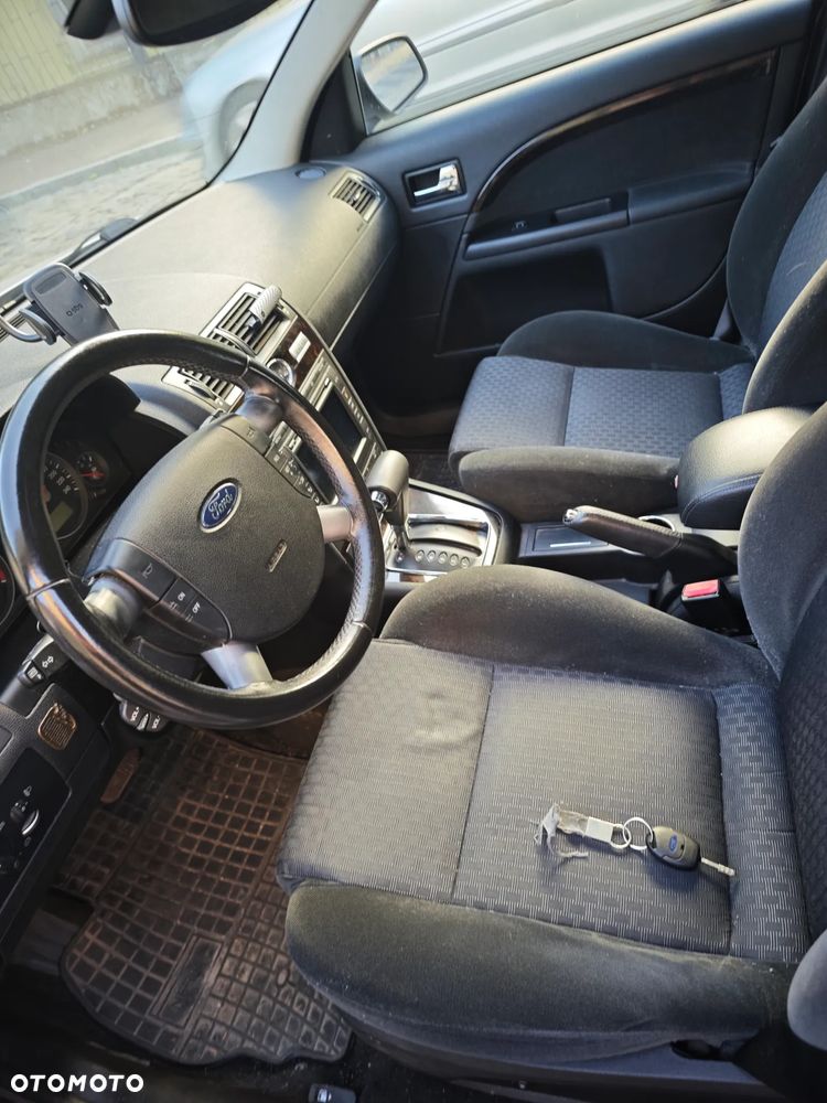 Ford Mondeo 2.0 Ghia - 5