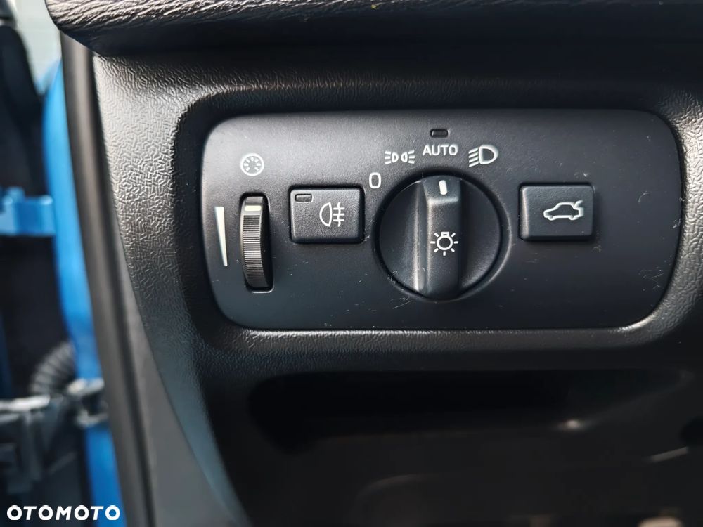 Volvo V40 D2 RDesign - 20