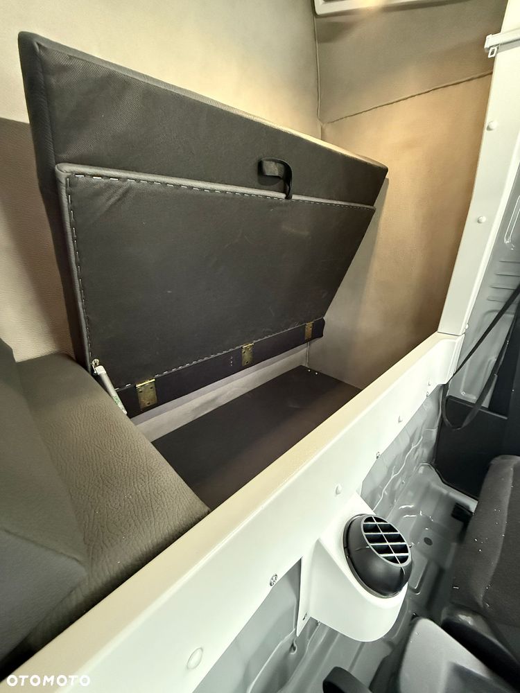 Piaggio Porter NP6 - 30