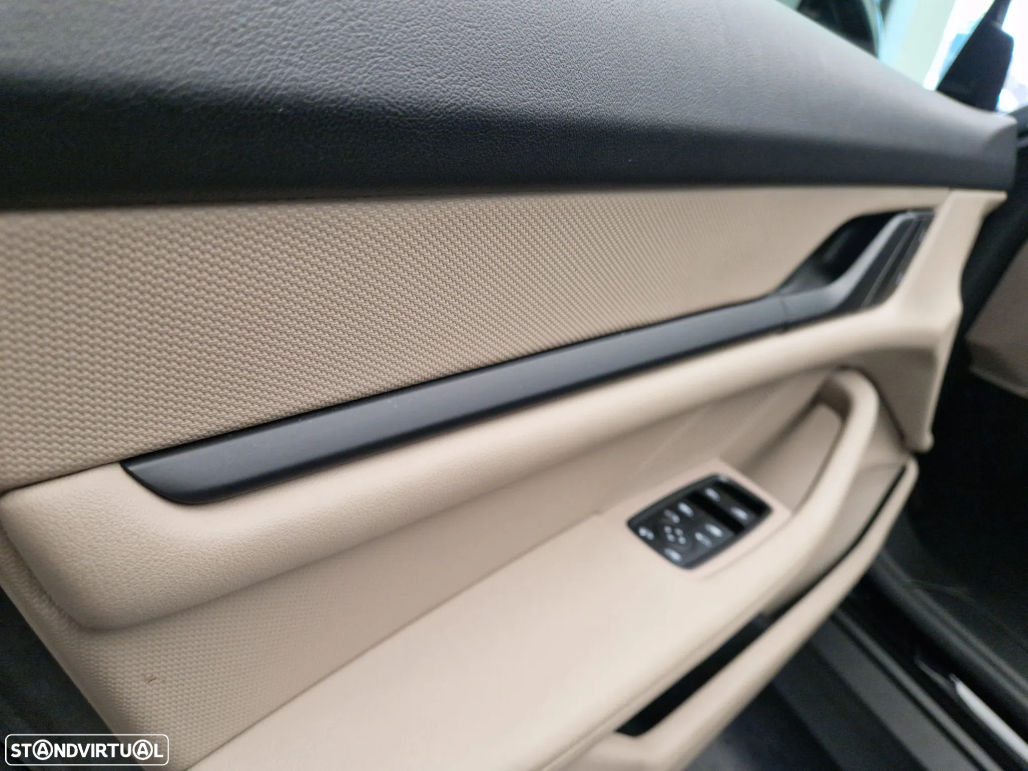 Porsche Taycan Standard - 15