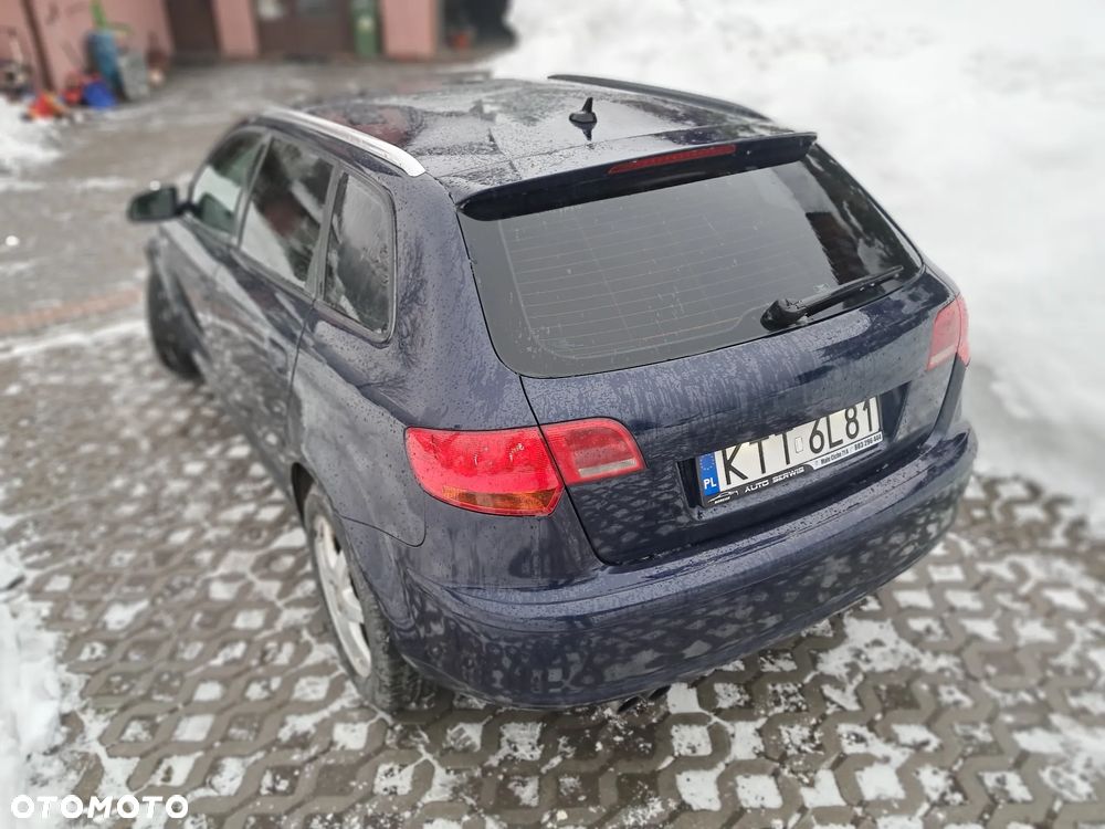 Audi A3 Sportback 2.0 TDI DPF Quattro Ambiente - 2