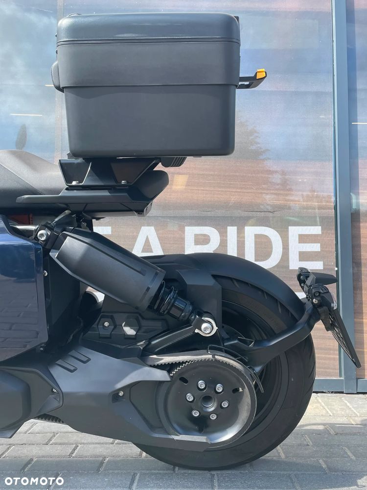 BMW CE 04 - 13