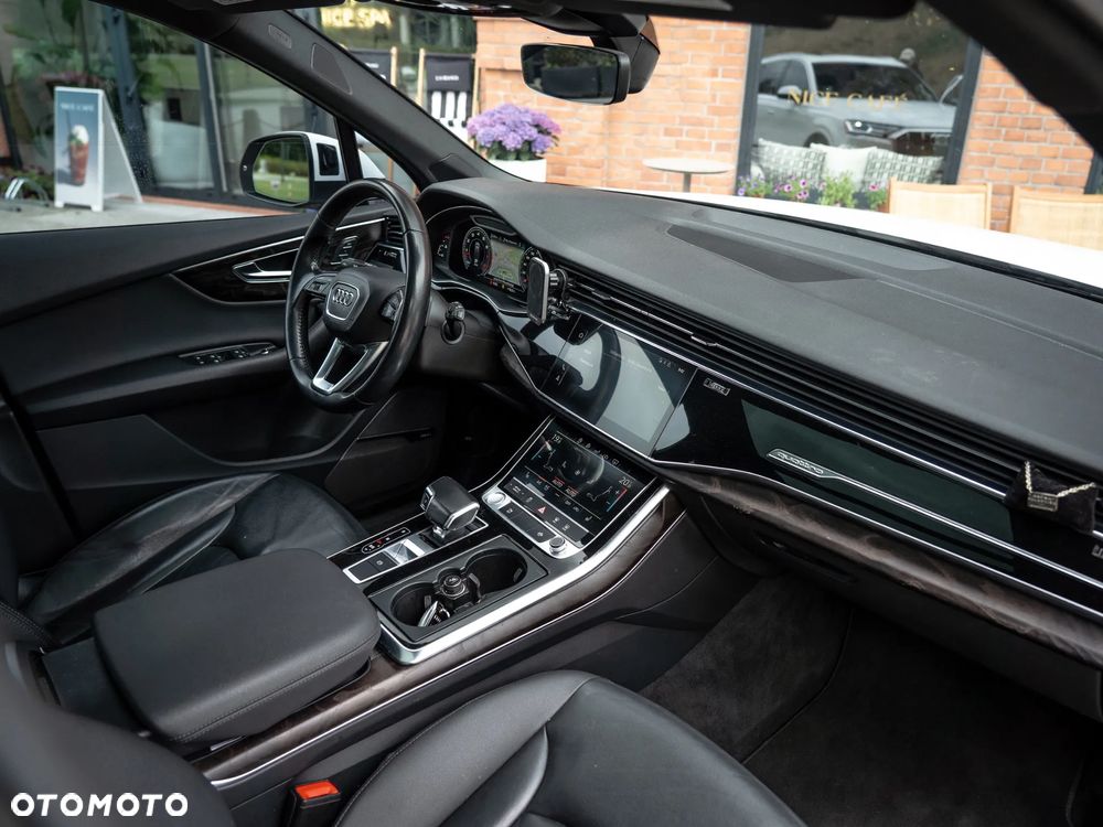 Audi Q7 - 15