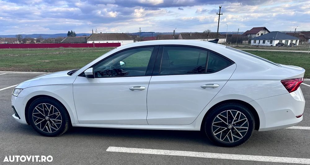 Skoda Octavia 2.0 TDI DSG Style - 9