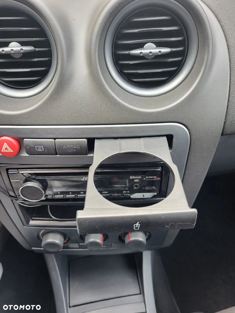 Seat Ibiza SC 1.4 16V Style - 20