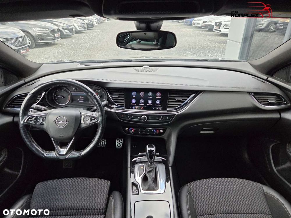 Opel Insignia - 14