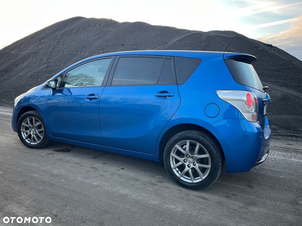 Toyota Verso 1.8 Executive - 16