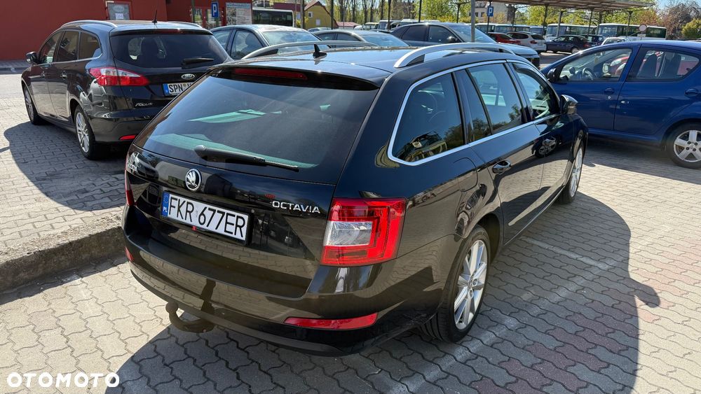 Skoda Octavia 1.6 TDI Edition DSG - 5