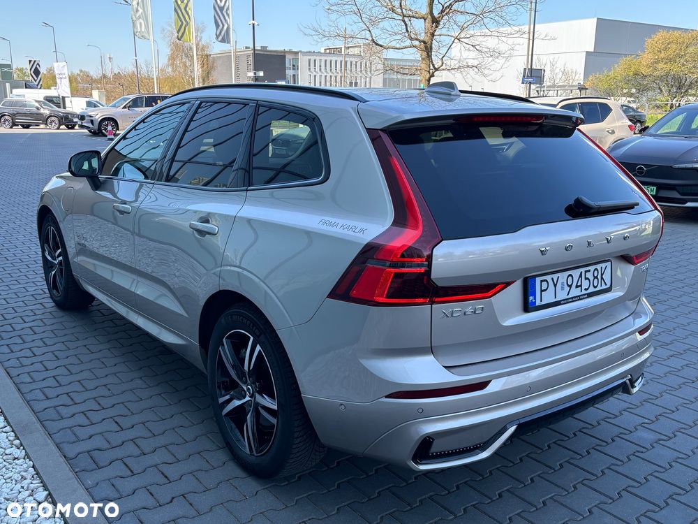 Volvo XC 60 T6 Plug-In Hybrid AWD Ultra Dark - 8