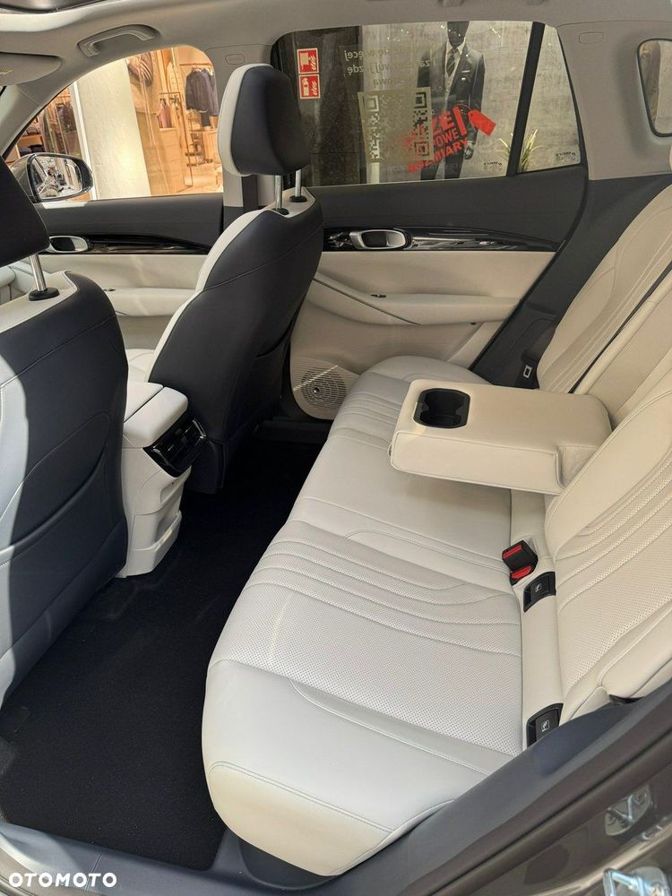 Geely EX5 - 4
