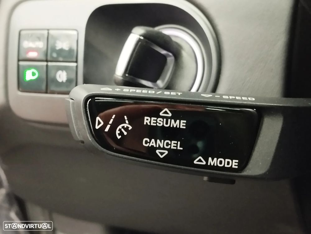 Porsche Cayenne Coupé E-Hybrid - 33