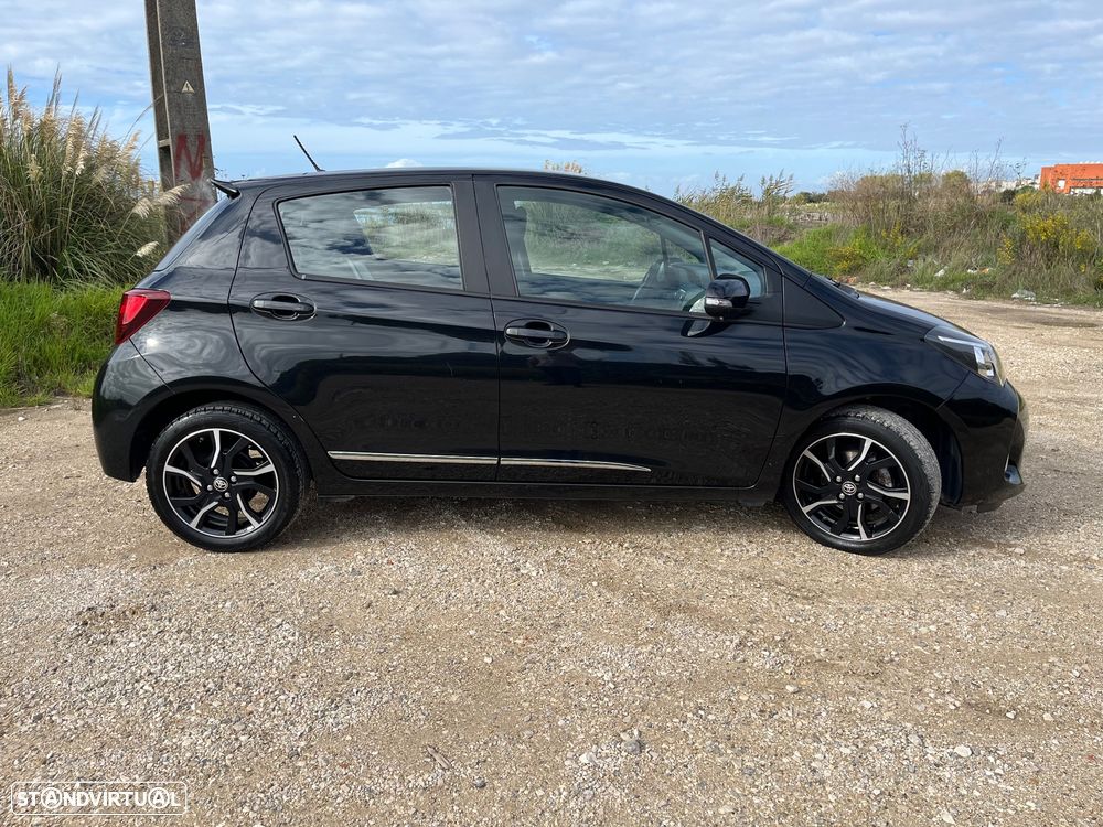 Toyota Yaris 1.0 VVT-i Comfort+P.Style - 6