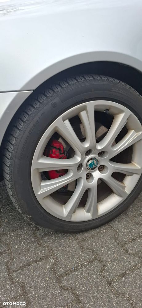 Skoda Octavia 2.0 TDI RS - 9