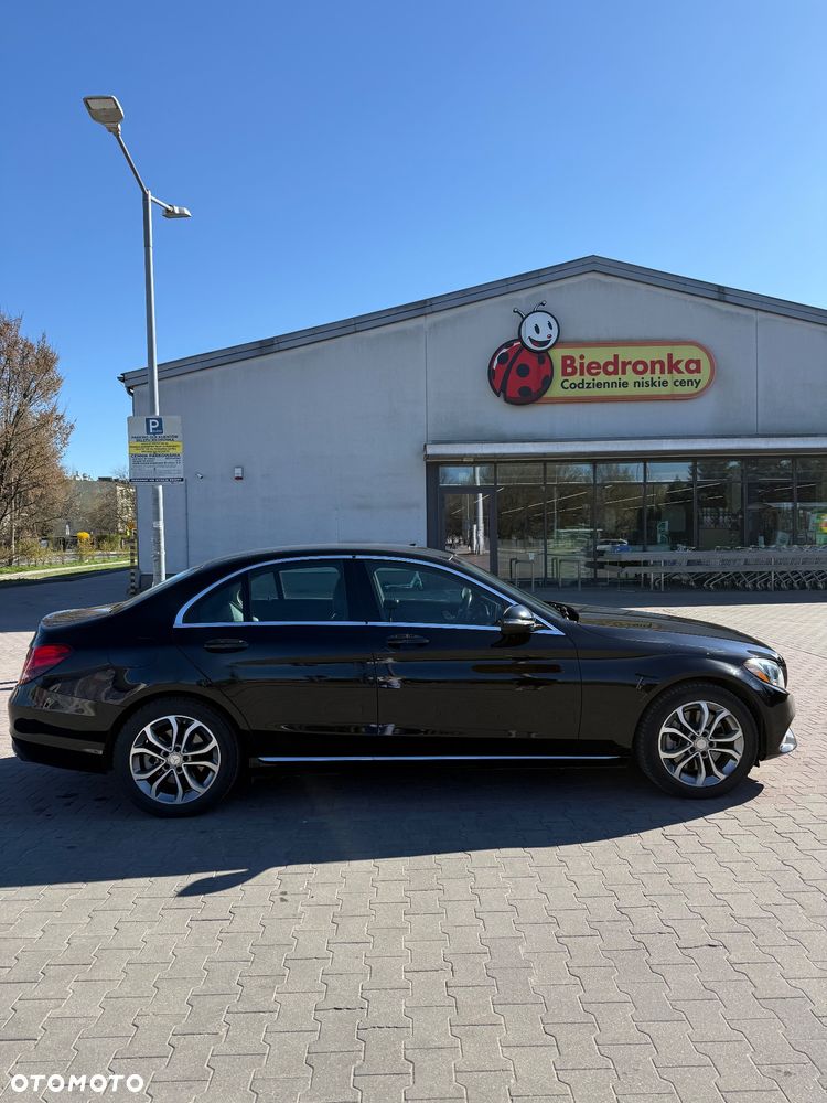 Mercedes-Benz Klasa C 300 7G-TRONIC - 23