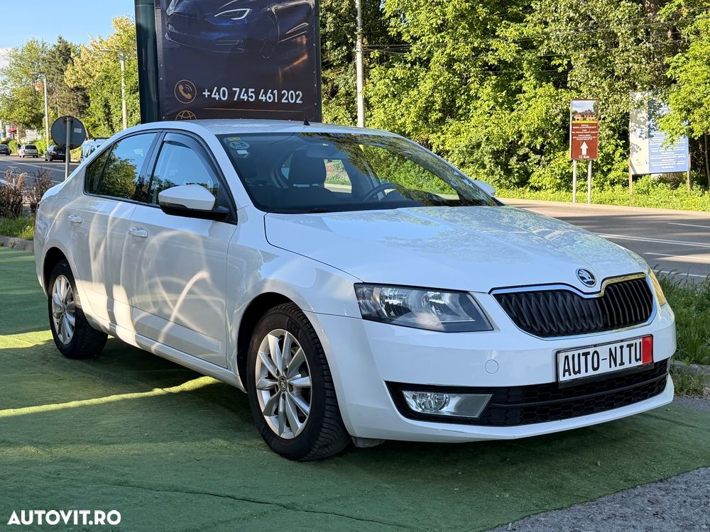 Skoda Octavia - 1