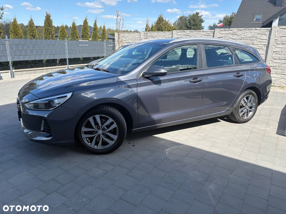 Hyundai i30 i30cw 1.6 CRDi Automatik Trend - 23