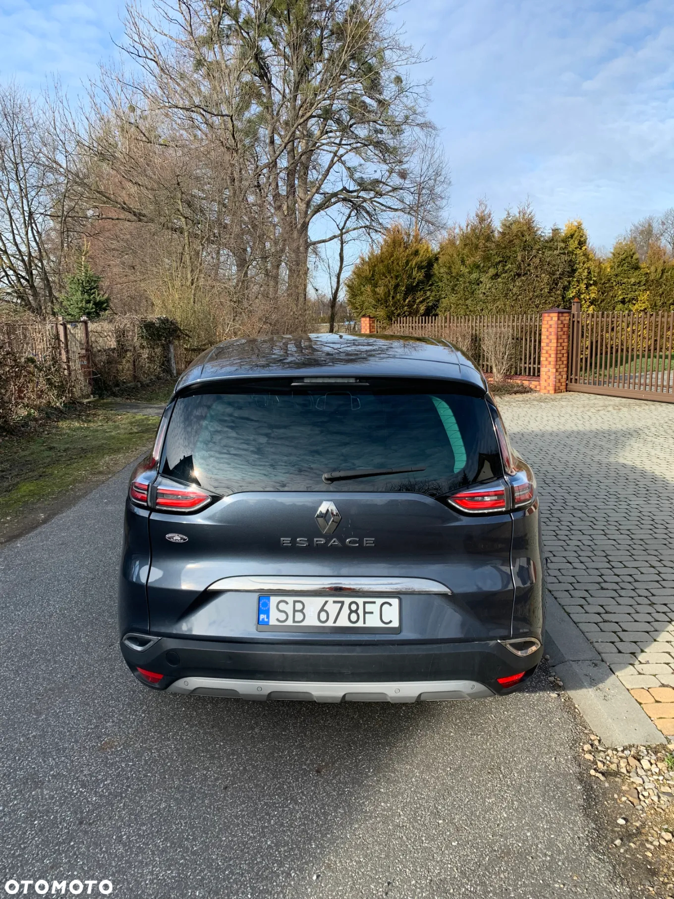 Renault Espace 1.6 dCi Energy Initiale Paris EDC 7os - 5
