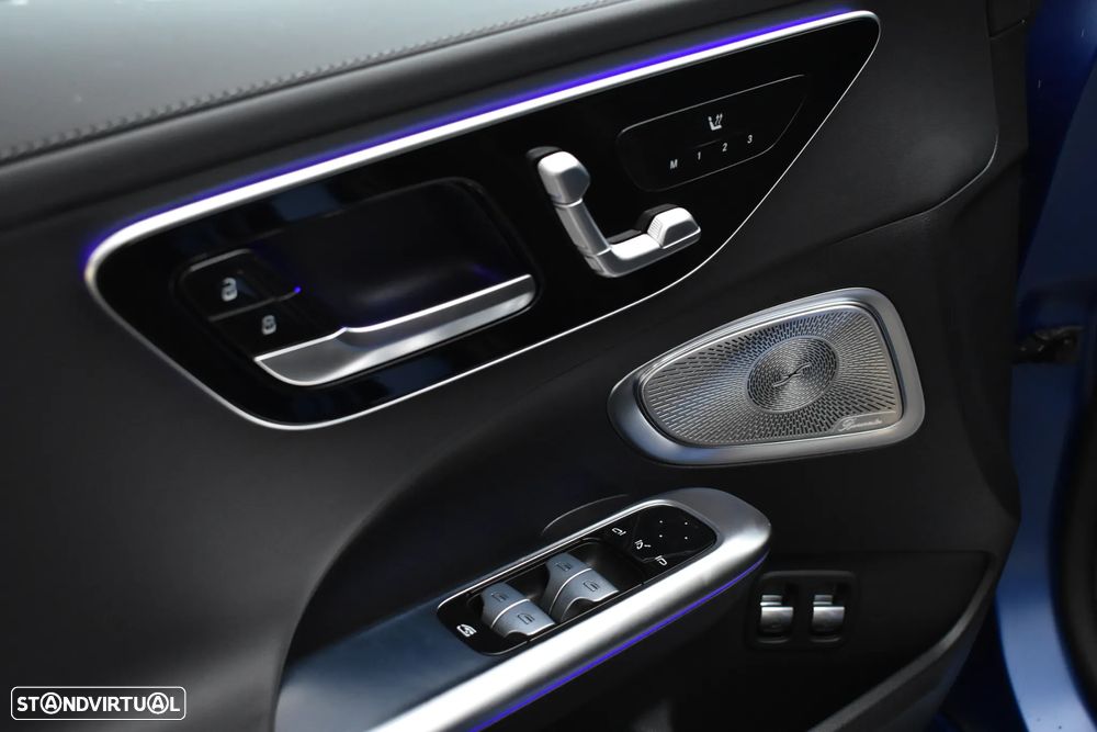 Mercedes-Benz C 63 AMG S E Performance Speedshift MCT9G Série Especial - 32