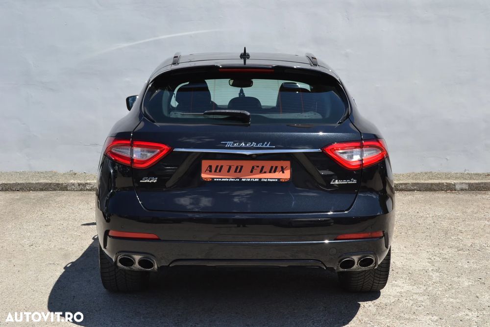 Maserati Levante S Q4 - 10