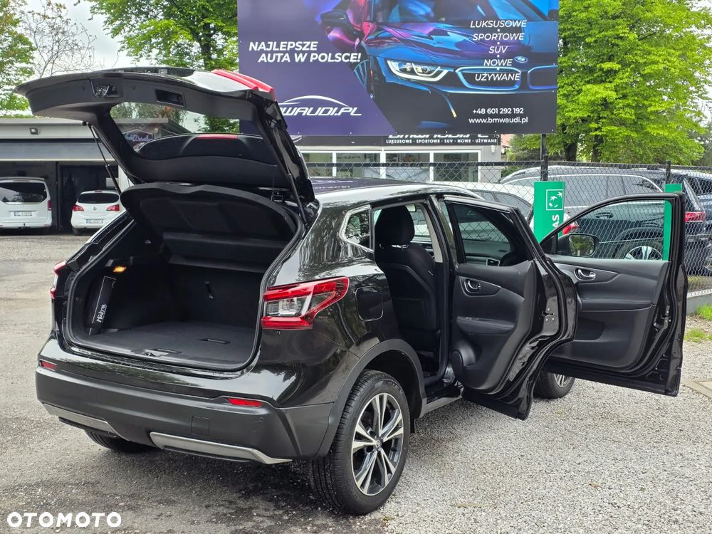 Nissan Qashqai 1.6 DCi N-Connecta - 10