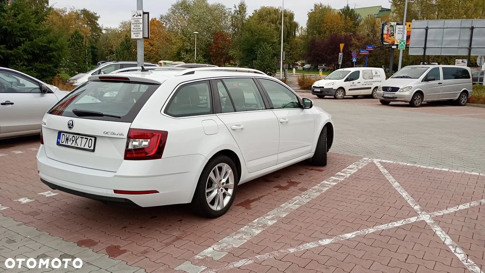 Skoda Octavia 1.5 TSI ACT Style - 8