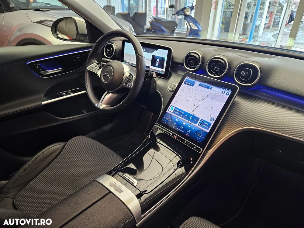 Mercedes-Benz C 300 MHEV - 14