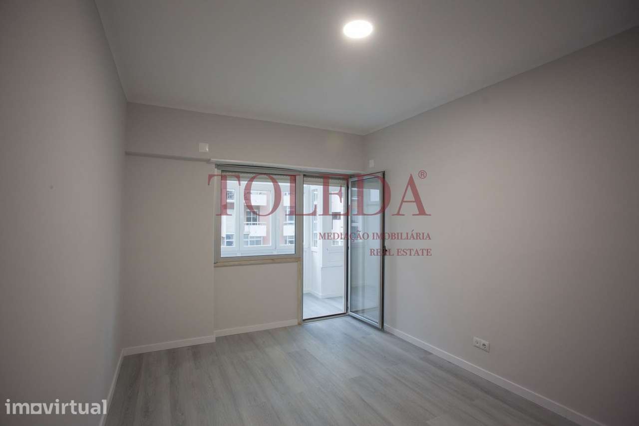 T2 Remodelado no Centro de Oeiras - Grande imagem: 3/40
