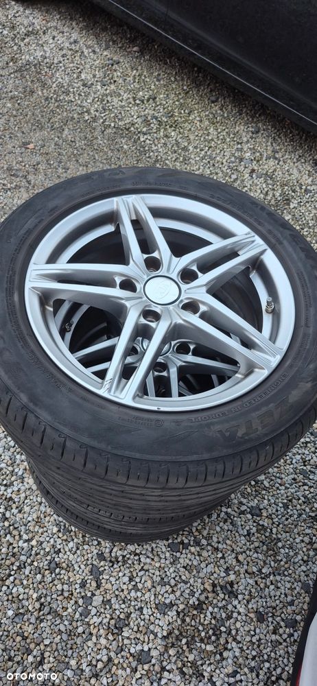 Kia Carens 1.7 CRDi 115 Dream Team Edition - 17