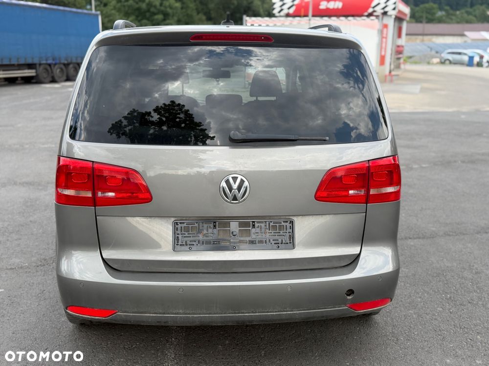 Volkswagen Touran 1.6 TDI DPF BlueMotion Technology Comfortline - 11