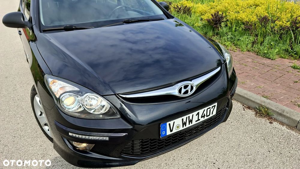 Hyundai i30 1.4 Blue Comfort - 13