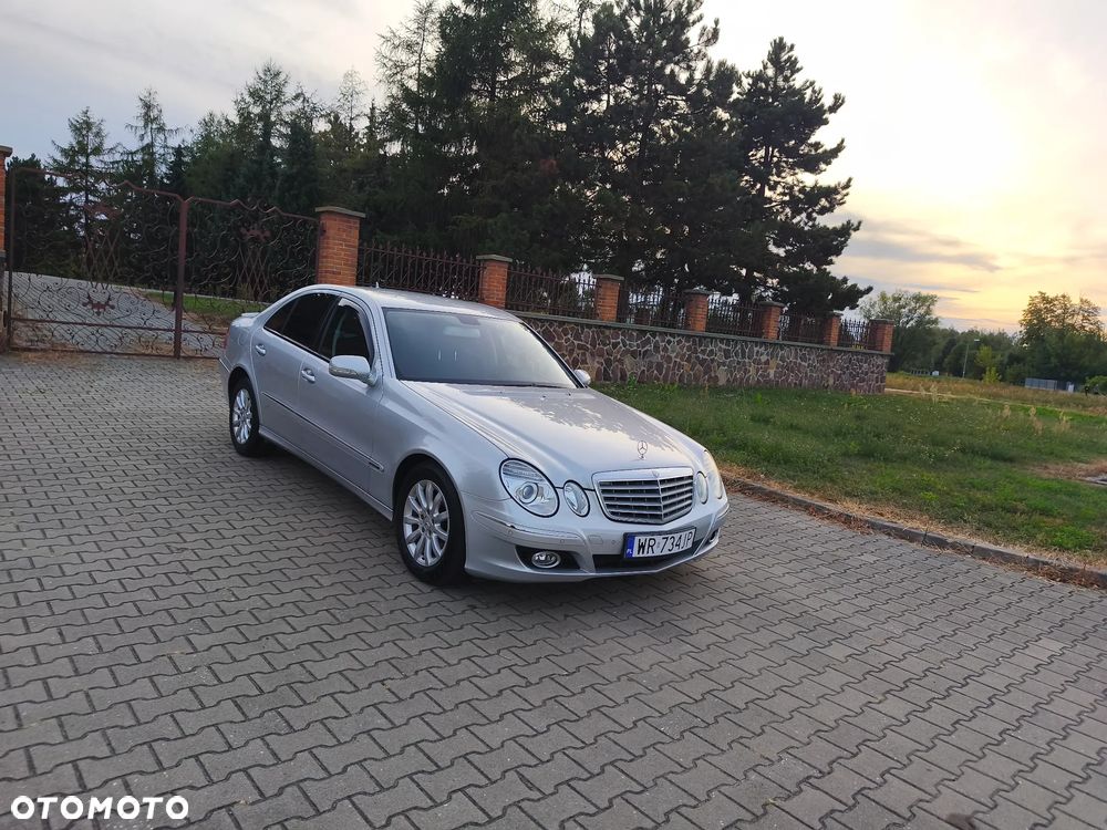 Mercedes-Benz Klasa E 230 7G-TRONIC Elegance