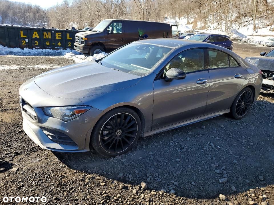 Mercedes-Benz CLA - 2