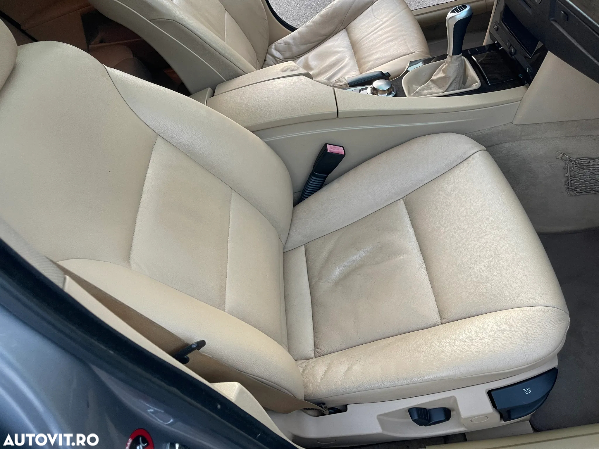 BMW Seria 5 520i - 12