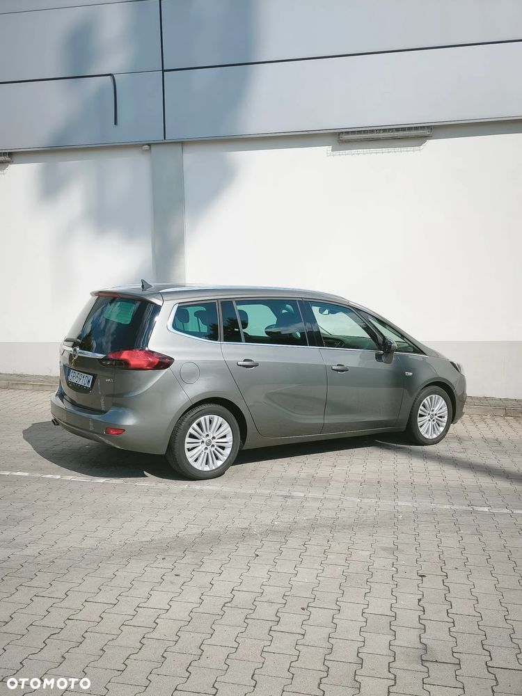 Opel Zafira Tourer 2.0 CDTI Automatik Edition - 3