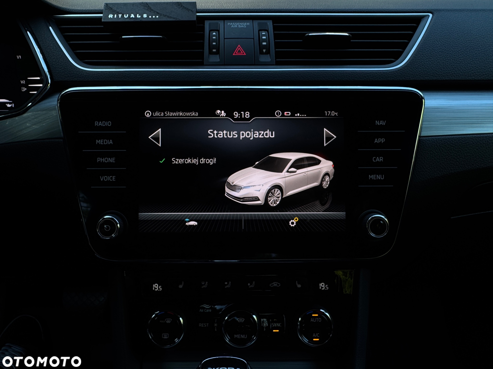 Skoda Superb 1.5 TSI Ambition DSG - 26