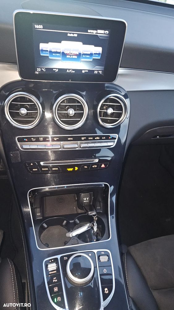 Mercedes-Benz GLC 250 d 4Matic 9G-TRONIC AMG Line - 14
