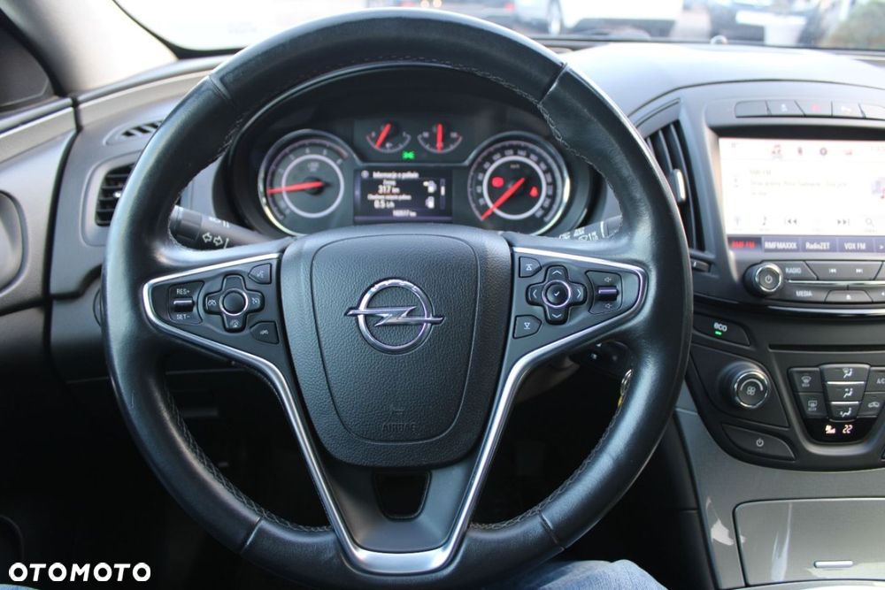 Opel Insignia - 37