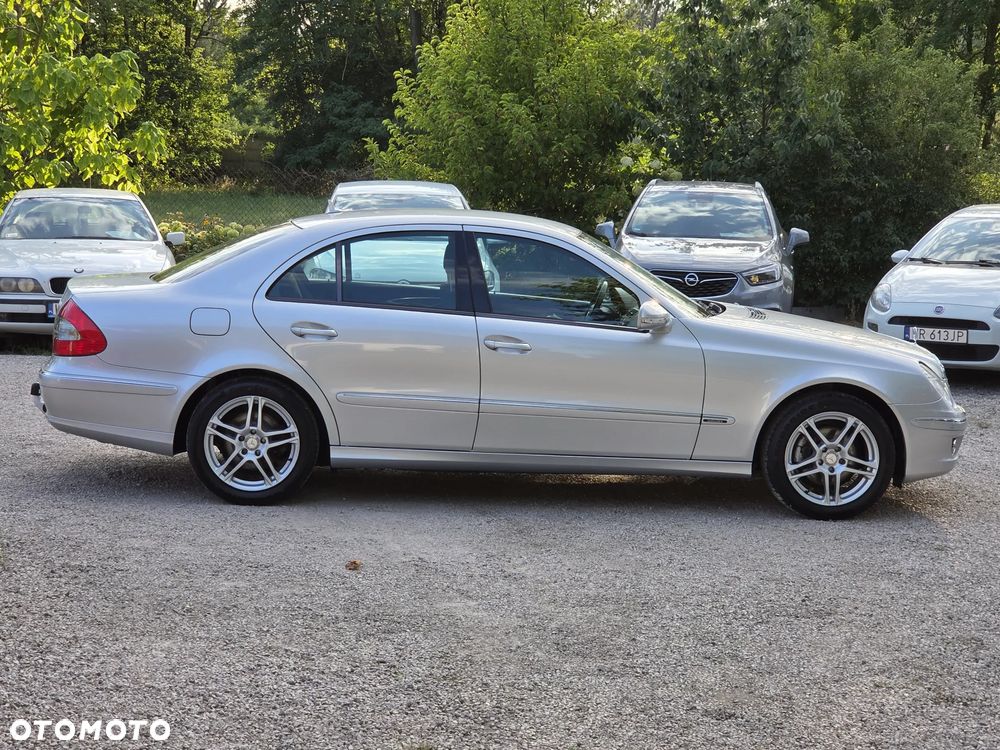 Mercedes-Benz Klasa E - 9