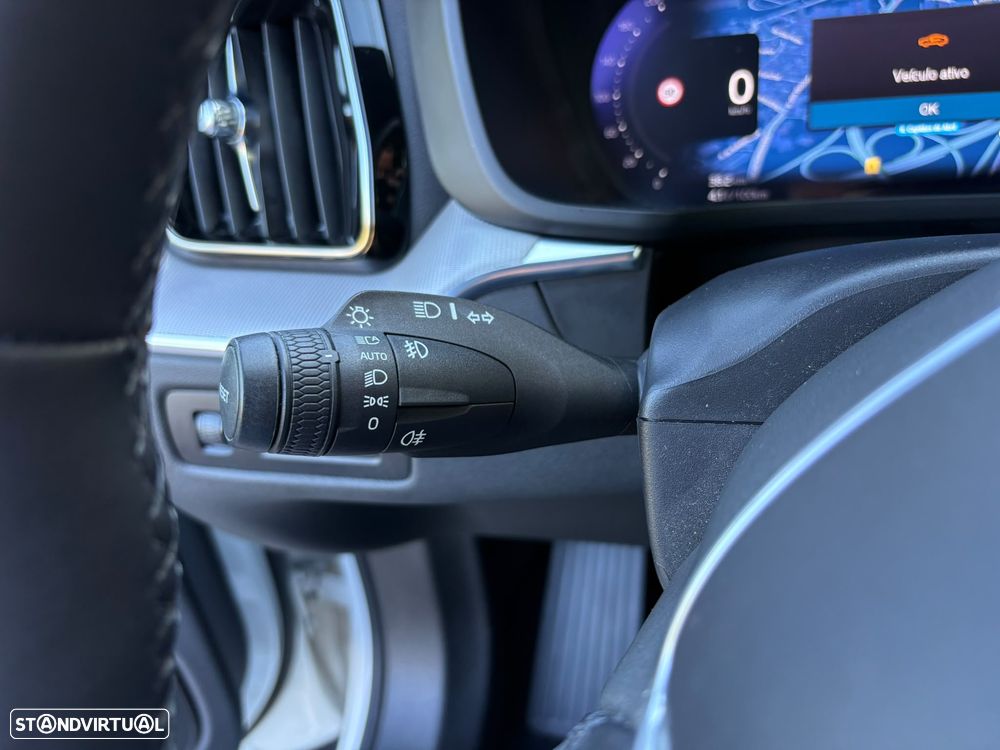 Volvo XC 60 2.0 T6 PHEV R-Design AWD - 20