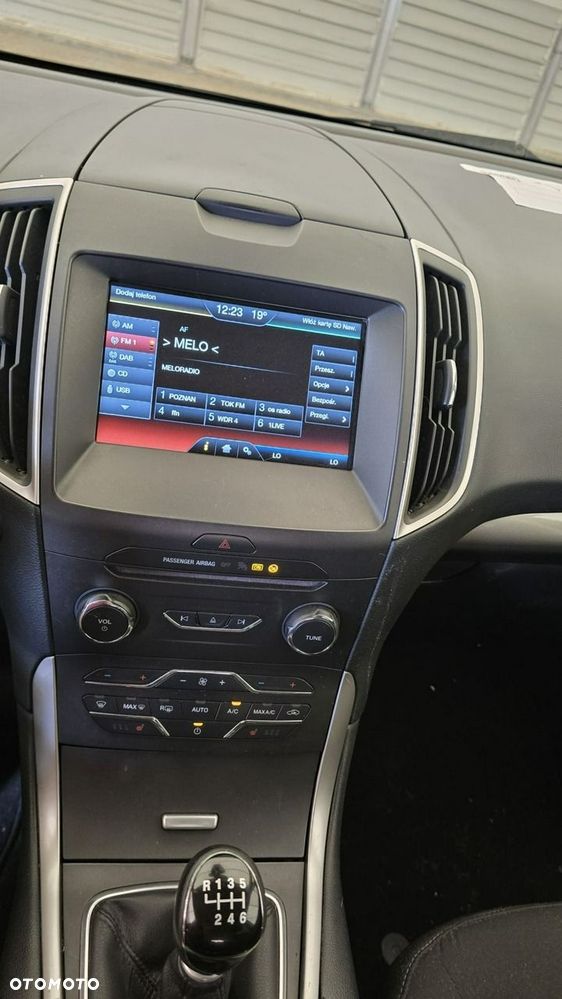 Ford Galaxy - 20