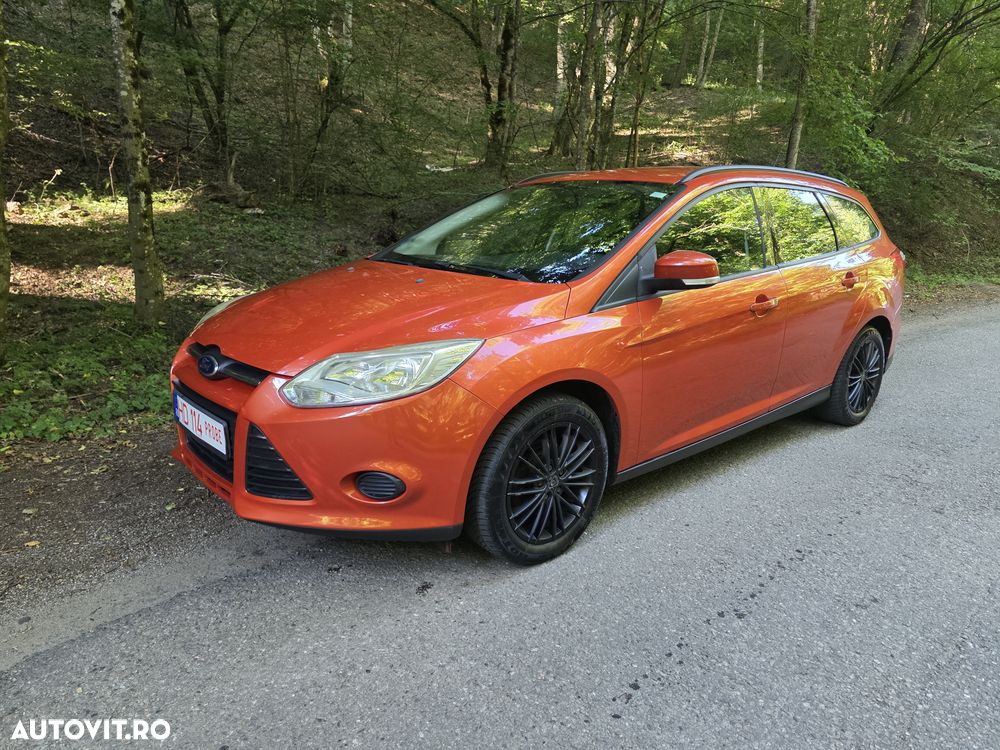 Ford Focus 1.6 TI-VCT Champions Edition - 1